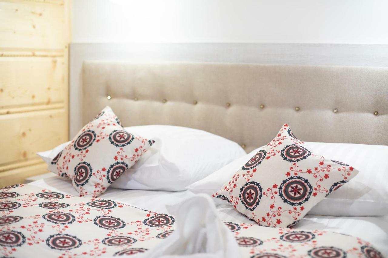 Apartamenty Jedrol 波罗宁 外观 照片